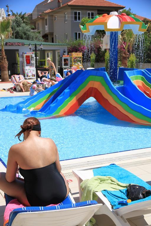 Club Alpina Hotel Marmaris Exterior photo