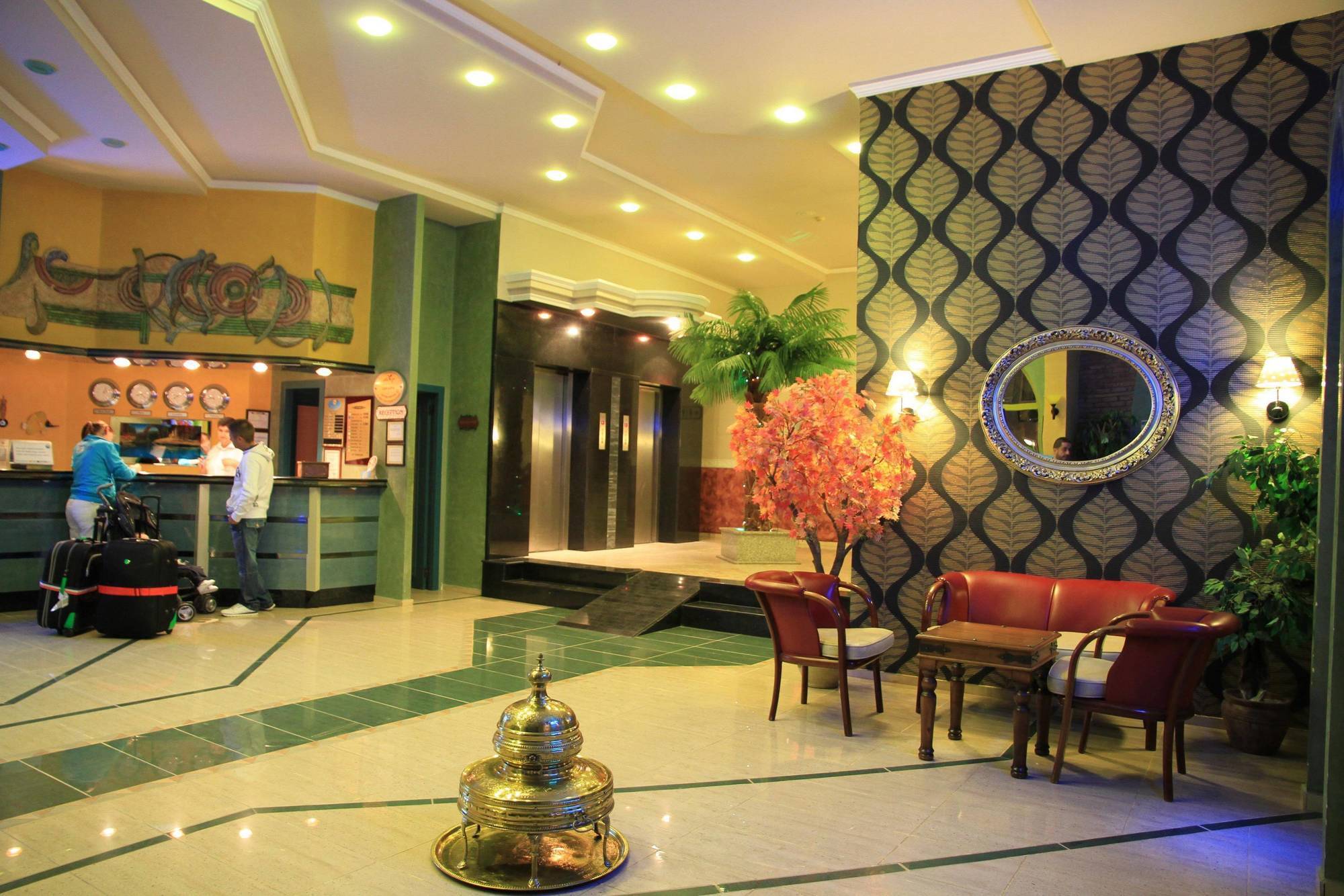 Club Alpina Hotel Marmaris Exterior photo
