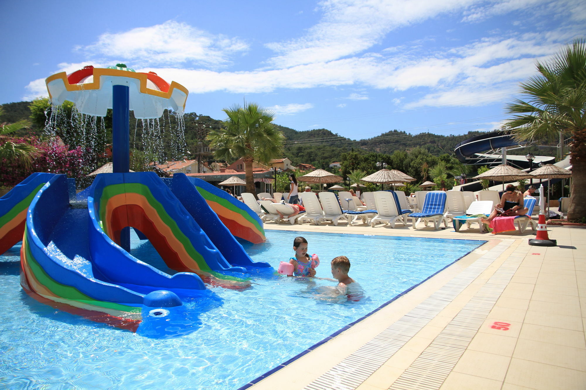 Club Alpina Hotel Marmaris Exterior photo